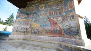 Dağlardaki ortodoks manastırı, kutsal üçleme manastırı, Varlaam manastırı, kutsal üçleme, kutsal manastır.