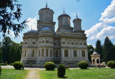 İsrail 'in başkentinin eski kasabasının parkındaki kutsal mezarlığın tapınağı.