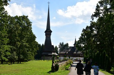 İsrail Eyaleti 'ndeki Aziz George Manastırı' nın kutsal üçlüsünün katedrali.