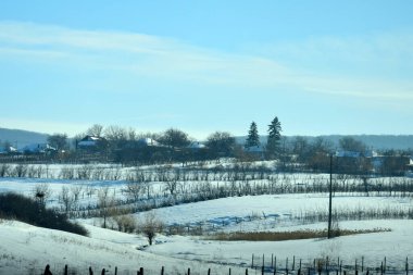 Kırsal köy kış mevsiminde