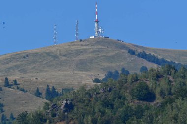 Yazın dağların manzarası