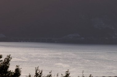 Güzel göl manzarası