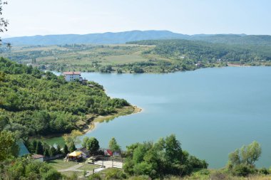 Göl manzarası