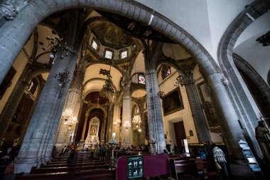 Seville, İspanya 'daki Santa Maria de mar Katedrali' nin içi..