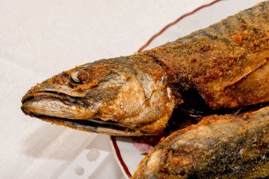 Limonlu ızgara deniz balığı.