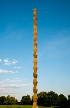 Barselona şehrindeki parkın anıtı.