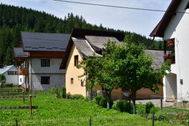 Slovakya 'nın Bojska köyündeki küçük eve bakın.