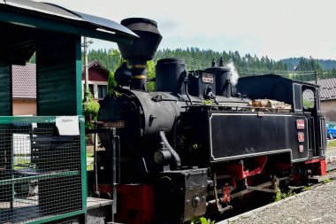 Trenin buhar motoru.