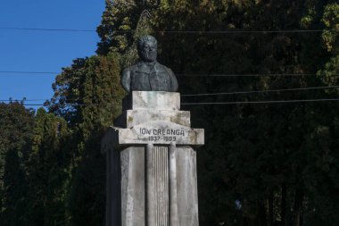 Dünyanın en ünlü simgesi olan şehrin heykeli.