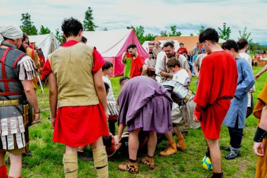 Ortaçağ şövalyelerinin ortaçağ festivali.