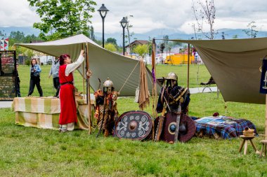 Antik çağların tarihi yeniden yapılanmasının festivali.