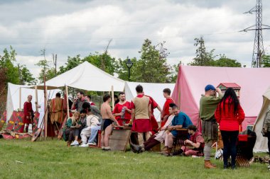 Ortaçağ şövalyeleri tarihi kültürün yeniden inşasında