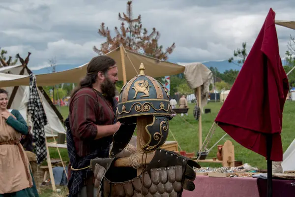 Ortaçağ şövalyesi festivali