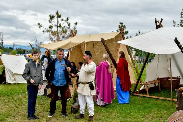 Ortaçağ savaşının yeniden inşası.