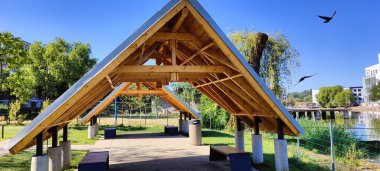 Şehrin modern mimarisi