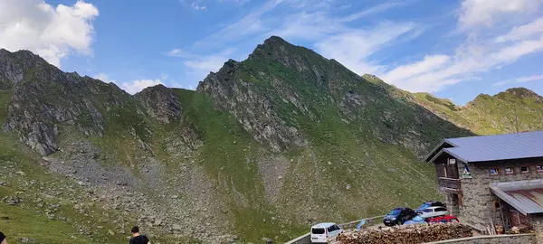 Dağların güzel manzarası