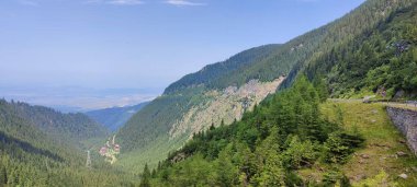 Dağların güzel manzarası