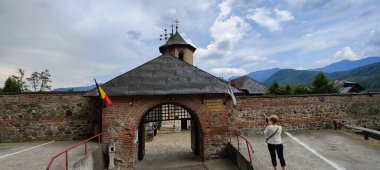 eski bir kale kalıntıları