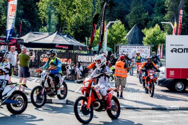 Motosikletin motorcusu.