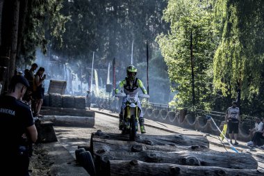 Minsk, Belarus - 16 Mayıs: Konserdeki insanlar