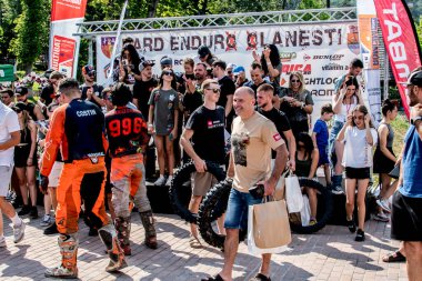 Kyiv, Ukrayna - 19 Ağustos, 219: Geleneksel bir yarışa katılanlar 