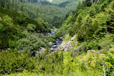 Dağ manzarasının güzel manzarası