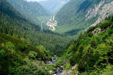 Dağların güzel manzarası
