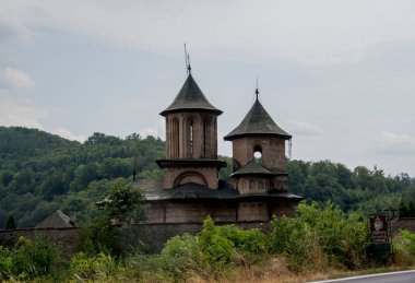 Şehirdeki eski kilise.