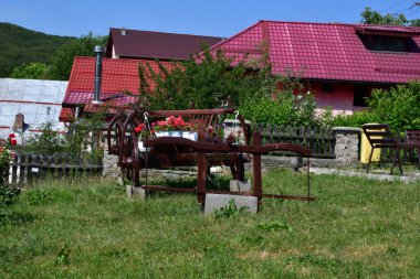 Bahçedeki güzel ev