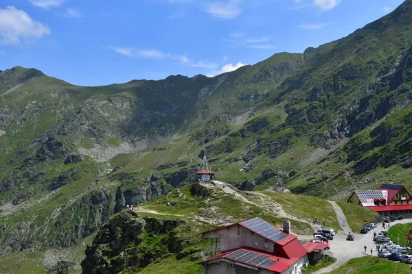 Dağların güzel manzarası