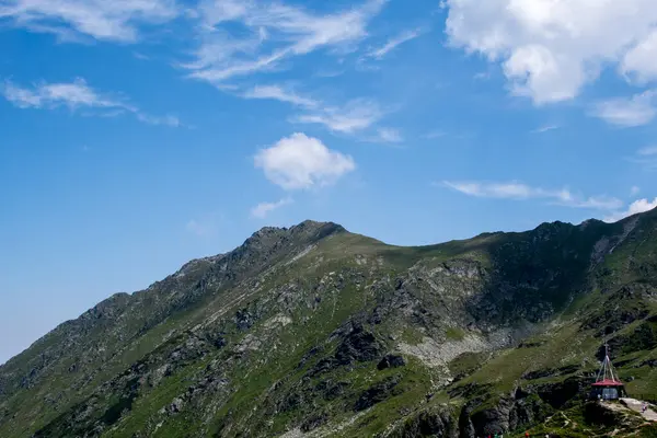 Dağların güzel manzarası