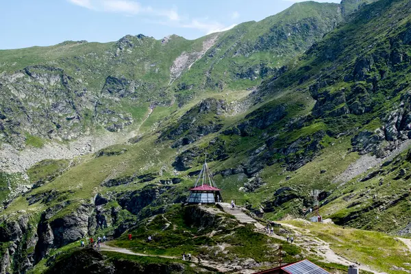 İsviçre 'deki dağın manzarası