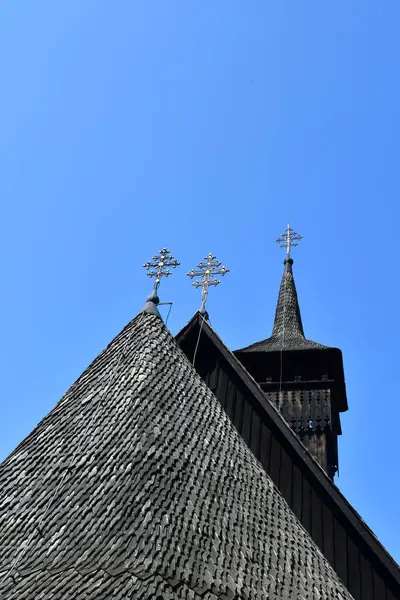 Barselona 'daki eski ahşap kilise.