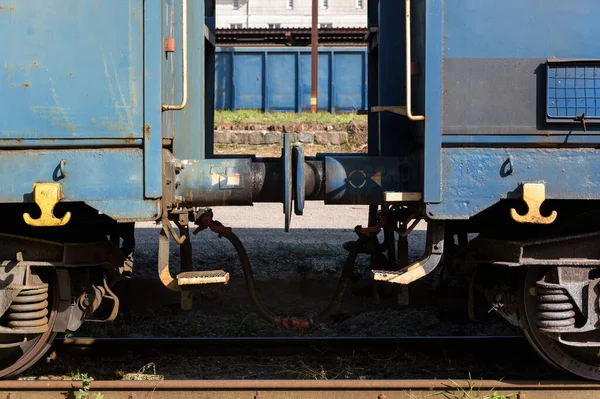 RAILROAD - Demiryolu kenarında kömür ve diğer minerallerin taşınması için vagonlar