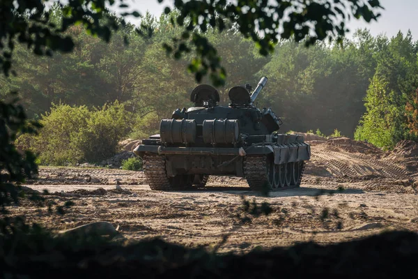 Tank Obrněné Vojenské Vozidlo Období Studené Války Sovětské Výstavby — Stock fotografie