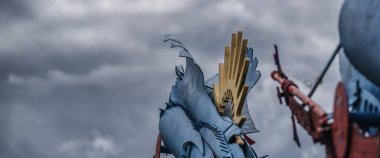 KOSZALIN, BATI POLAND - 08 HAZİRAN, 2024: Polonyalı sanatçı Wadysaw Hasior 