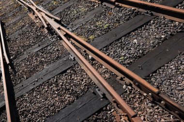 Demiryolu GİRİŞ: Demiryolu yan hatlarında katılımcılar