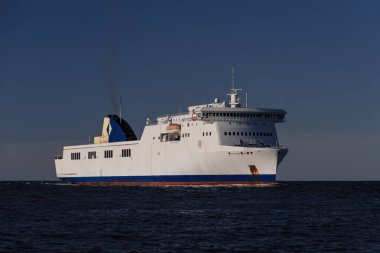 MARITIME TRANSORT - Yolcu ve feribot denizde yelken açıyor