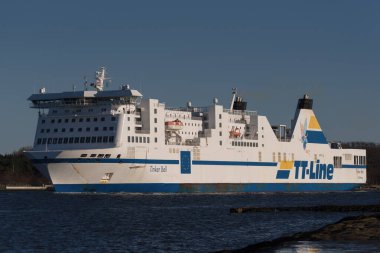 SUÇLU, BATI POLAND - MARITIME TRANSORT - Yolcu feribotu limandan denize yelken açıyor