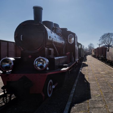 STEAM Lokomotifi - Tarihi dar ölçü demiryolu aracı