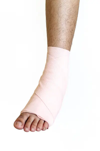 足と手で怪我をし 事故から新たな傷 — ストック写真