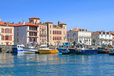 Saint-Jean-de-Luz Limanı, Pirenes Atlantikleri, Fransa  