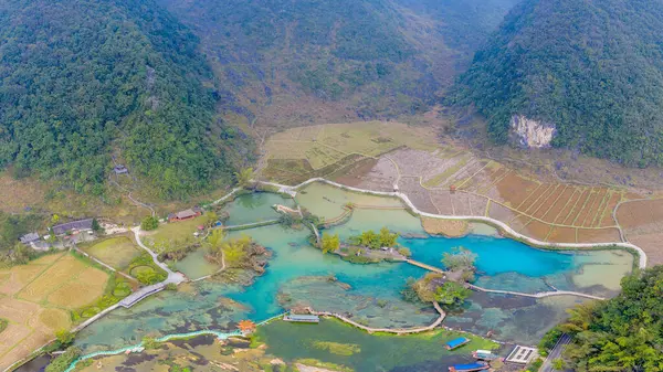 Autoroutes Sources Rivières Dans Région Montagneuse Karstique Guangxi Chine — Photo