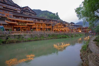 Qiandongnan ilindeki Xijiang Qianhu Miao Köyü manzarası, Guizhou, Çin.