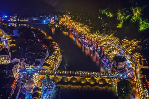 stock image Night view of Zhenyuan Ancient Town in Qiandongnan Prefecture, Guizhou, China.