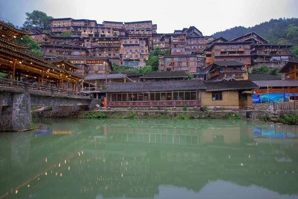 Qiandongnan 지방의 Xijiang Qianhu Miao Village의 Guizhou China — 스톡 사진