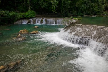 Maolan ve Daxiaoqiukong 'un Libo, Guizhou, Çin' deki manzarası..
