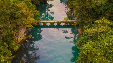 Maolan ve Daxiaoqiukong 'un Libo, Guizhou, Çin' deki manzarası..