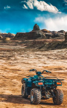 Çin 'in Xinjiang kentindeki Kanas' ın sonbahar manzarası.