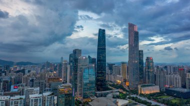 COVID-19 salgınının olduğu üç yıl boyunca Çin 'in Guangzhou şehrinin sokak sahneleri..